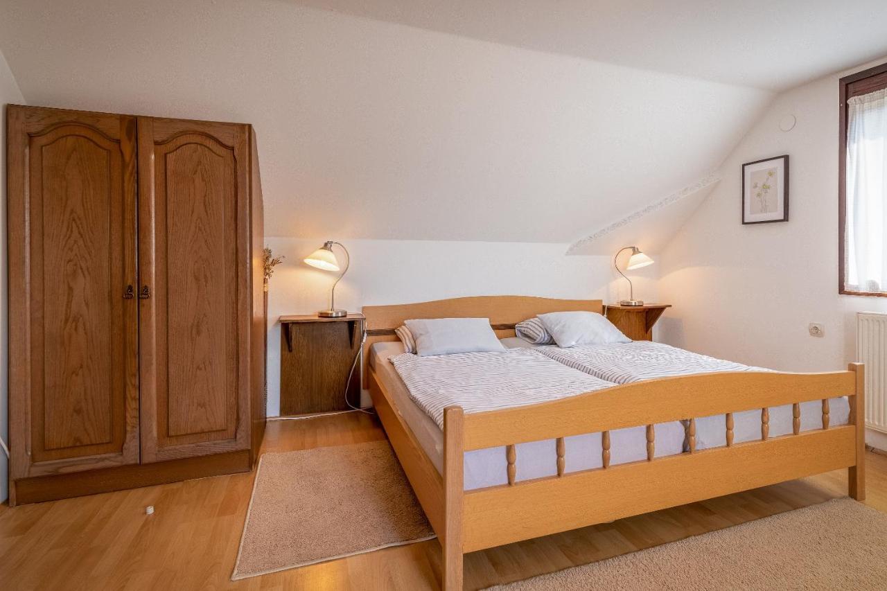 Farmstay Kotic Slunj Eksteriør billede